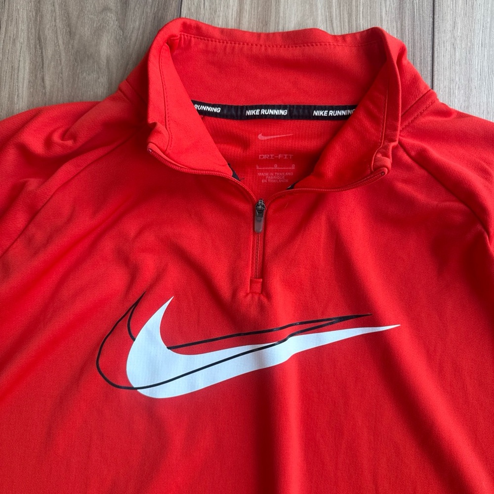 Women's NIKE Running Dri-Fit Quarter Zip Pullover DJ6984-673 Size Large Red - Picture 3 of 7